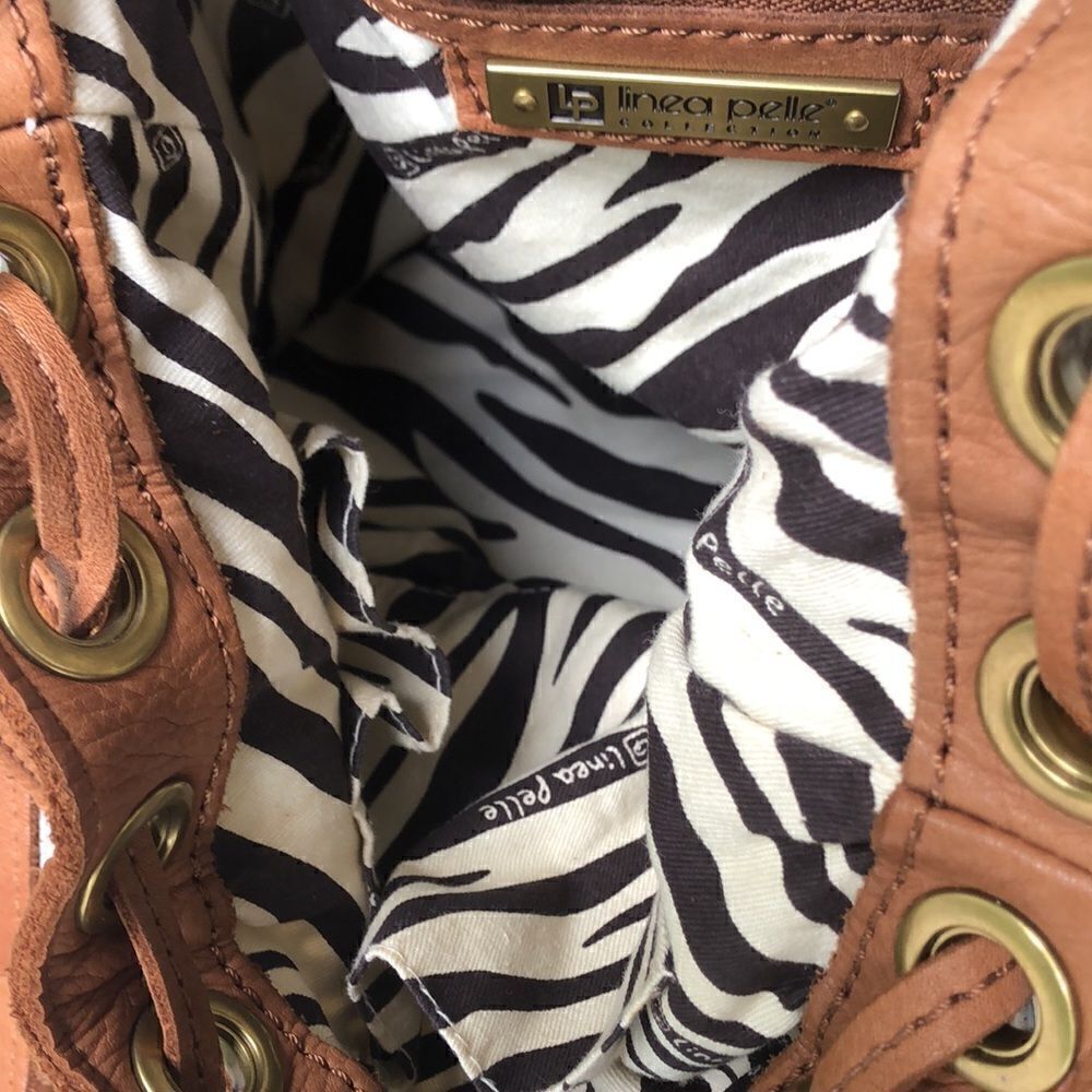 Linea Pelle drawstring bag - Picture 4 of 5